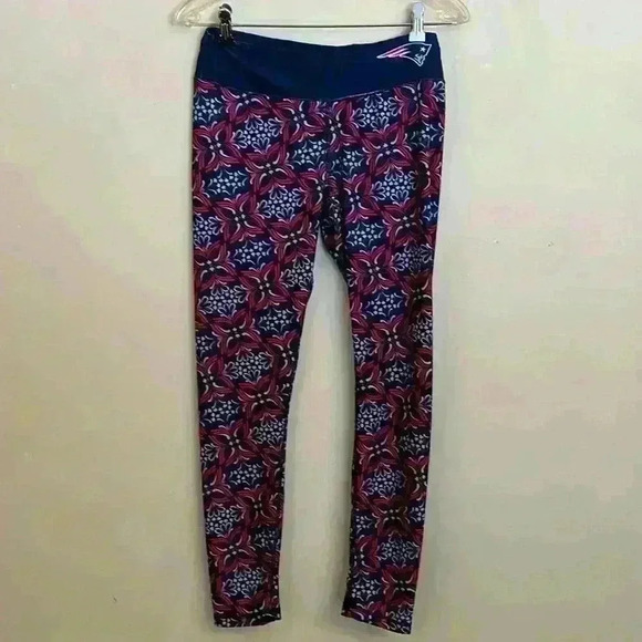 NFL TEAM APPAREL~Blue Red NEW ENGLAND PATRIOTS LEGGINGS Pants Size Medium - Picture 1 of 10